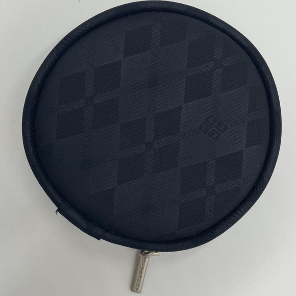 Givenchy 90s Vintage Coin Purse - Picture 4 of 4